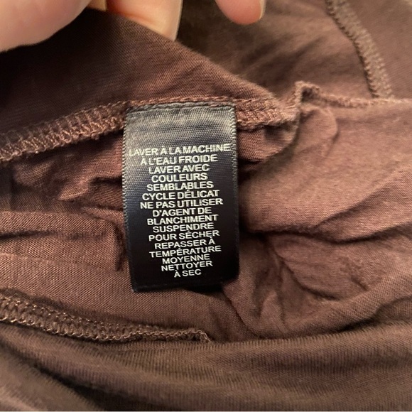 💥5/$25 Studio by Liz Claiborne‎ women’s brown tunic  in size medium - Picture 7 of 8